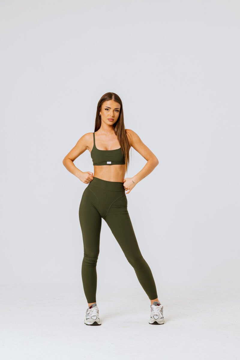 Бюстие Тори